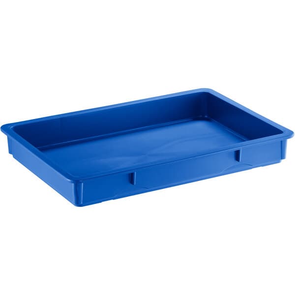 A Baker's Mark blue heavy-duty polypropylene dough proofing box with a lid.
