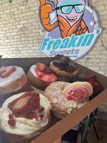 6-pack Donut box