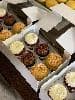 Perfect size for half dozen cupcakes